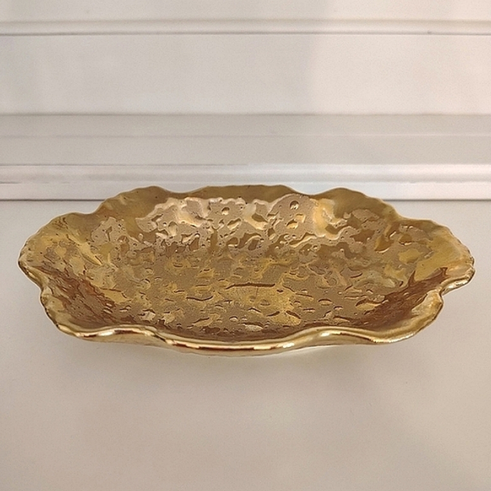 22kt MCM Old Hollywood Glam Weeping Gold Textured Dish Ruffled Edge | Vintage